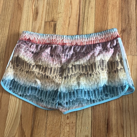 ADIDAS feather menire multicolor feather shorts size large - Picture 3 of 4